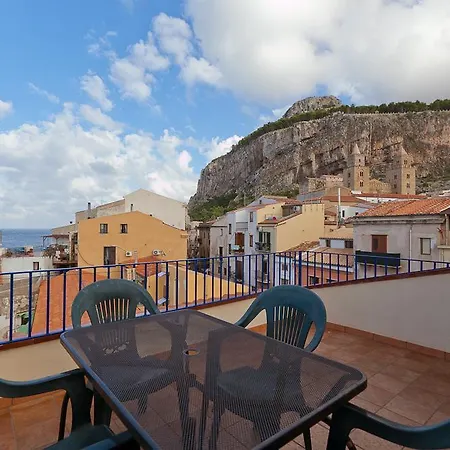Terrazza Piazzetta Holiday home